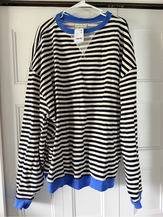 Free People Tops - NWT We The Free Crewneck
